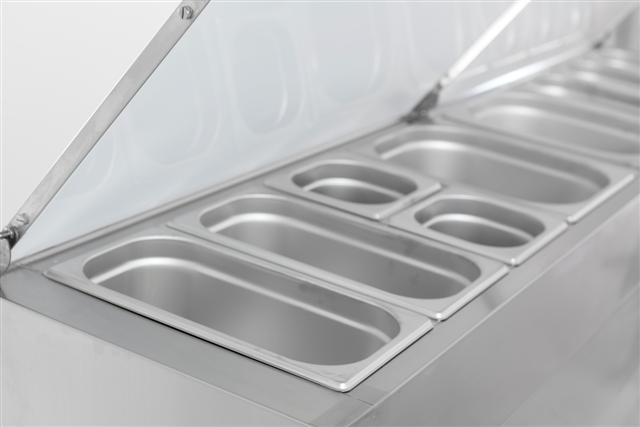 SALADETTE 3 TÜREN 8x1/3GN BEHÄLTER