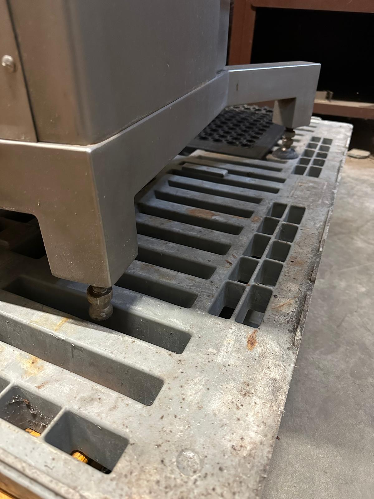 Mado Selekta 2 MKB651 Knochenbandsäge Standsäge Fleischersäge
